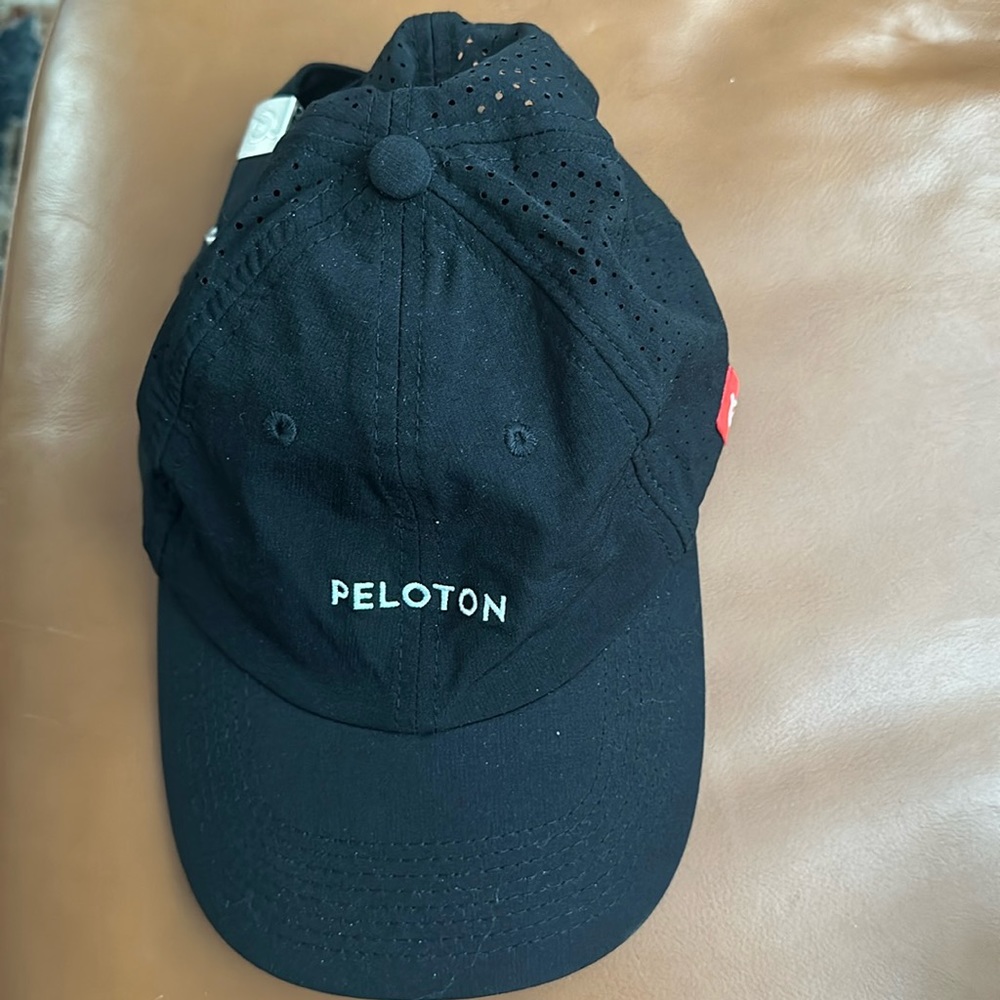 Peloton hat